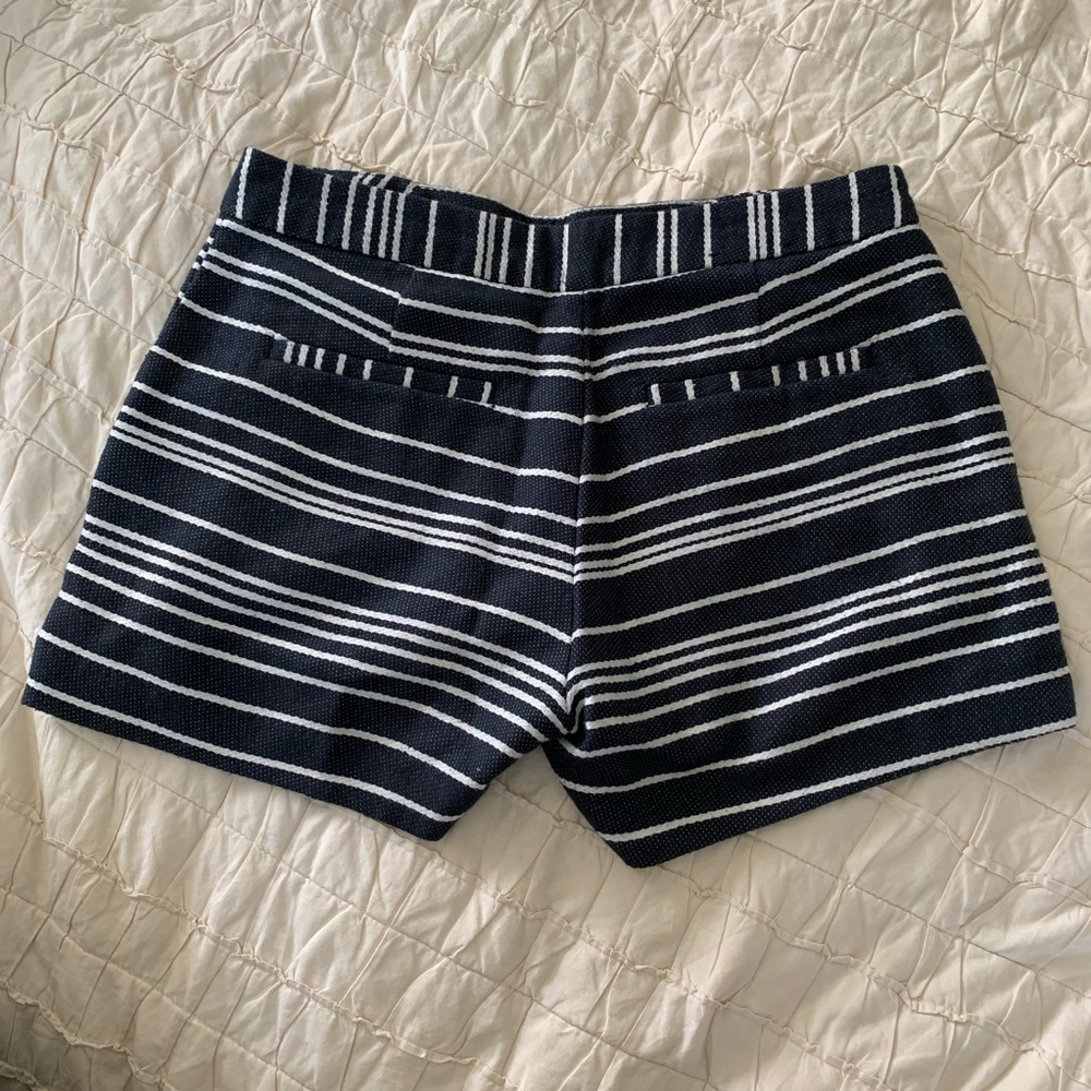 Shorts - Picture 3 of 3